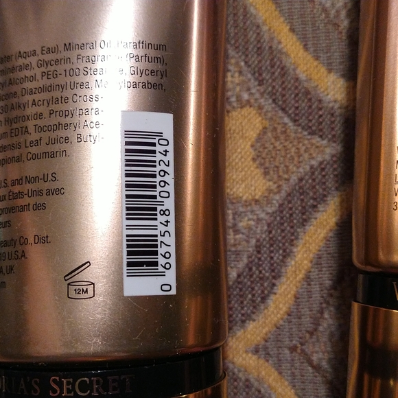 New Unopened | Victoria’s Secret Velvet Petals Body Lotion - Picture 5 of 5
